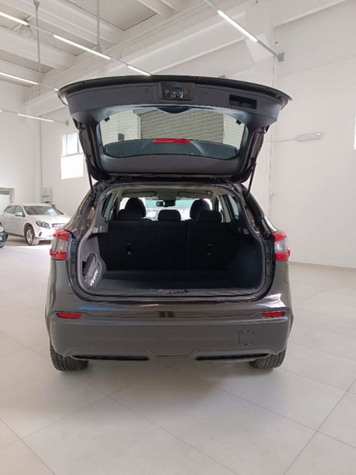 Nissan Qashqai 1.5 dCi 115 CV DCT Business (9)