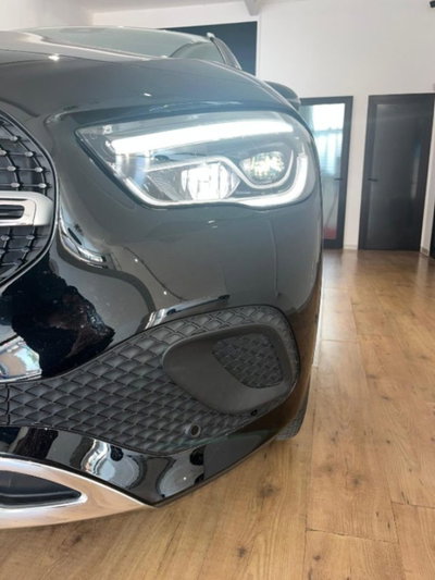 Mercedes-Benz GLA SUV 200 d Business Extra auto (6)