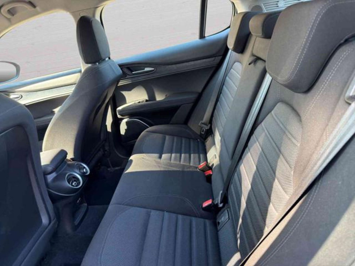 Alfa Romeo Stelvio Stelvio 2.2 Turbodiesel 160 CV AT8 RWD Super Business (10)