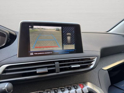 Peugeot 3008 PureTech Turbo 130 S&S EAT8 Allure (12)