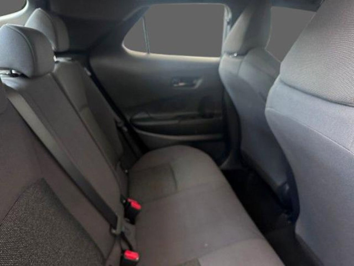 Toyota Toyota C-HR 1.8 hv Active eco fwd e-cvt (6)