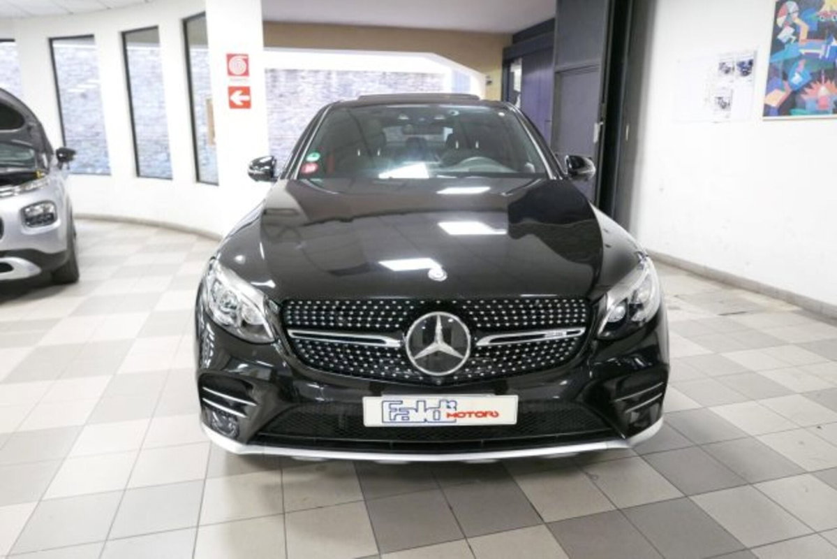 Mercedes-Benz GLC Coupé 43 4Matic Coupé AMG (2)