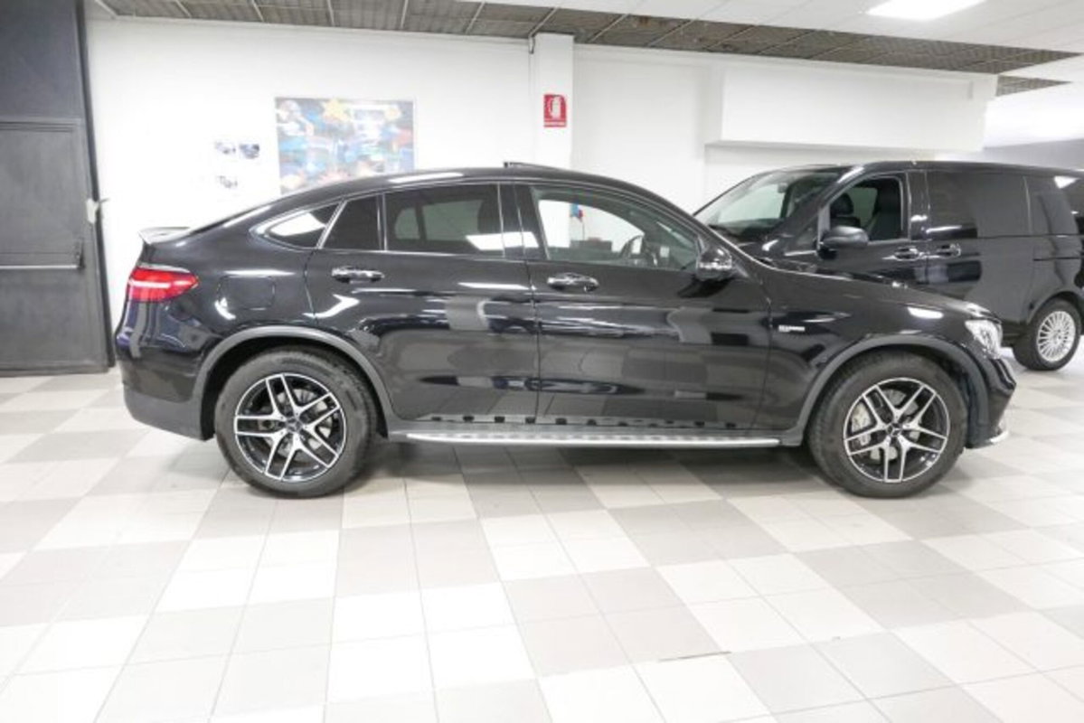 Mercedes-Benz GLC Coupé 43 4Matic Coupé AMG (3)