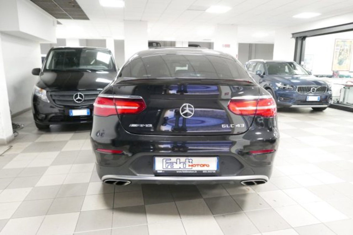 Mercedes-Benz GLC Coupé 43 4Matic Coupé AMG (5)