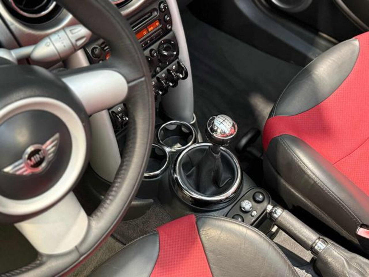 MINI Mini Cabrio 1.6 16V Cooper S Cabrio (12)