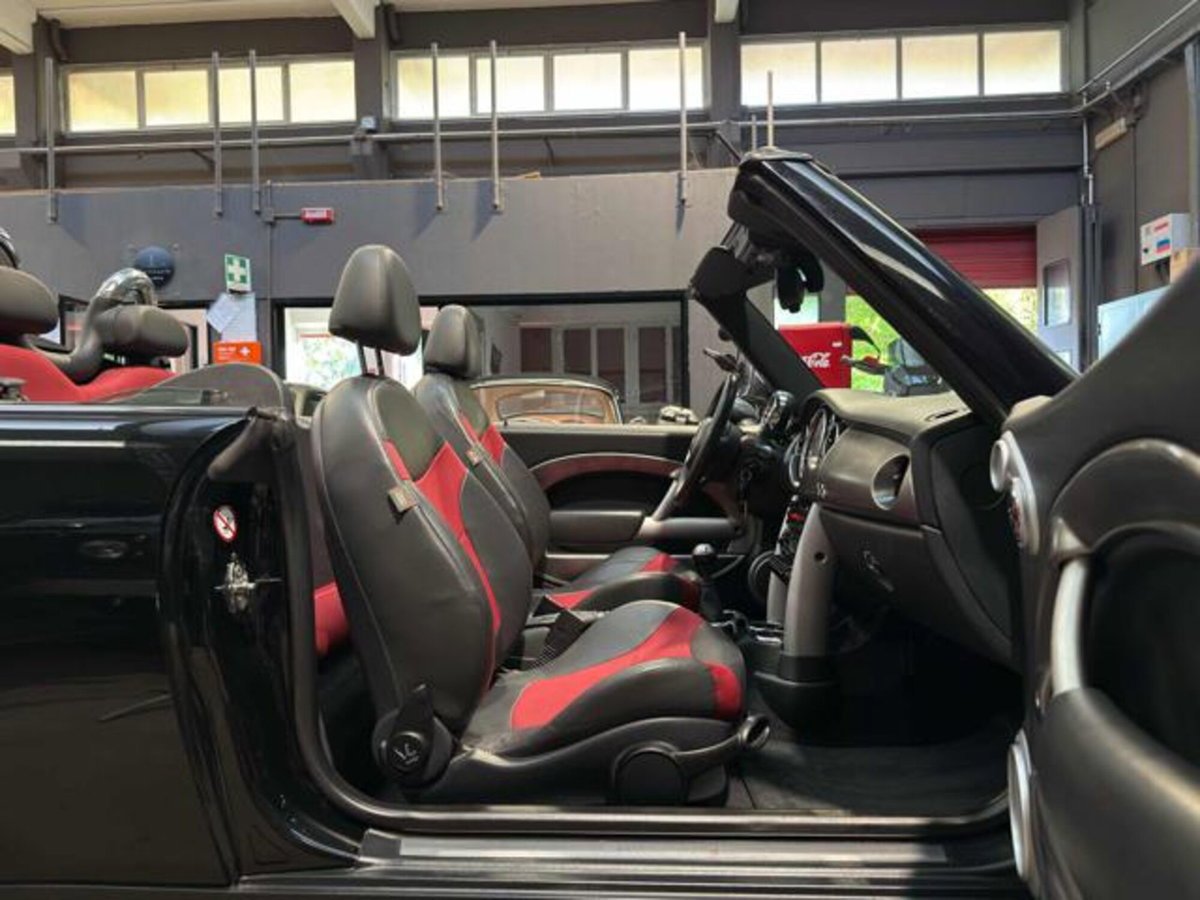 MINI Mini Cabrio 1.6 16V Cooper S Cabrio (14)