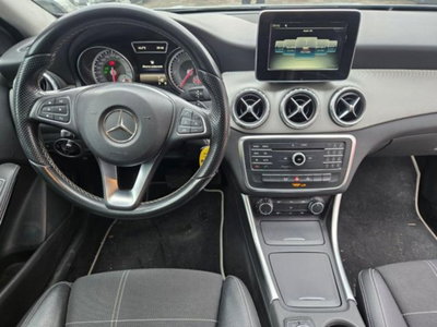 Mercedes-Benz GLA SUV 180 d Automatic Executive (5)