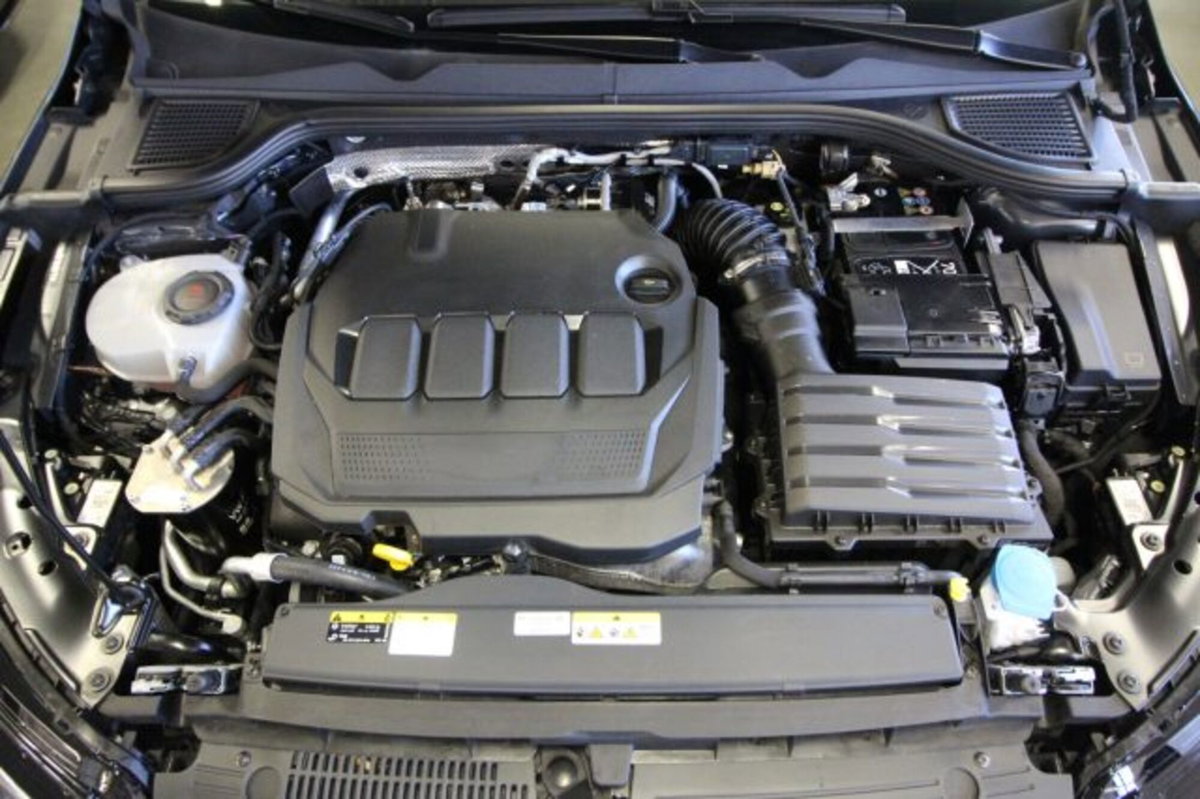 Volkswagen Golf Variant 2.0 TDI 150 CV DSG SCR 4Motion Style (9)