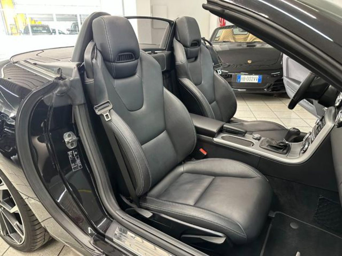 Mercedes-Benz SLK 200 CGI Sport (11)