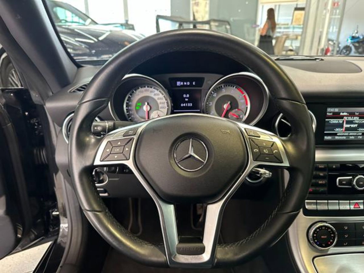 Mercedes-Benz SLK 200 CGI Sport (19)