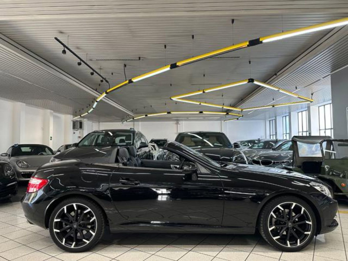 Mercedes-Benz SLK 200 CGI Sport (5)