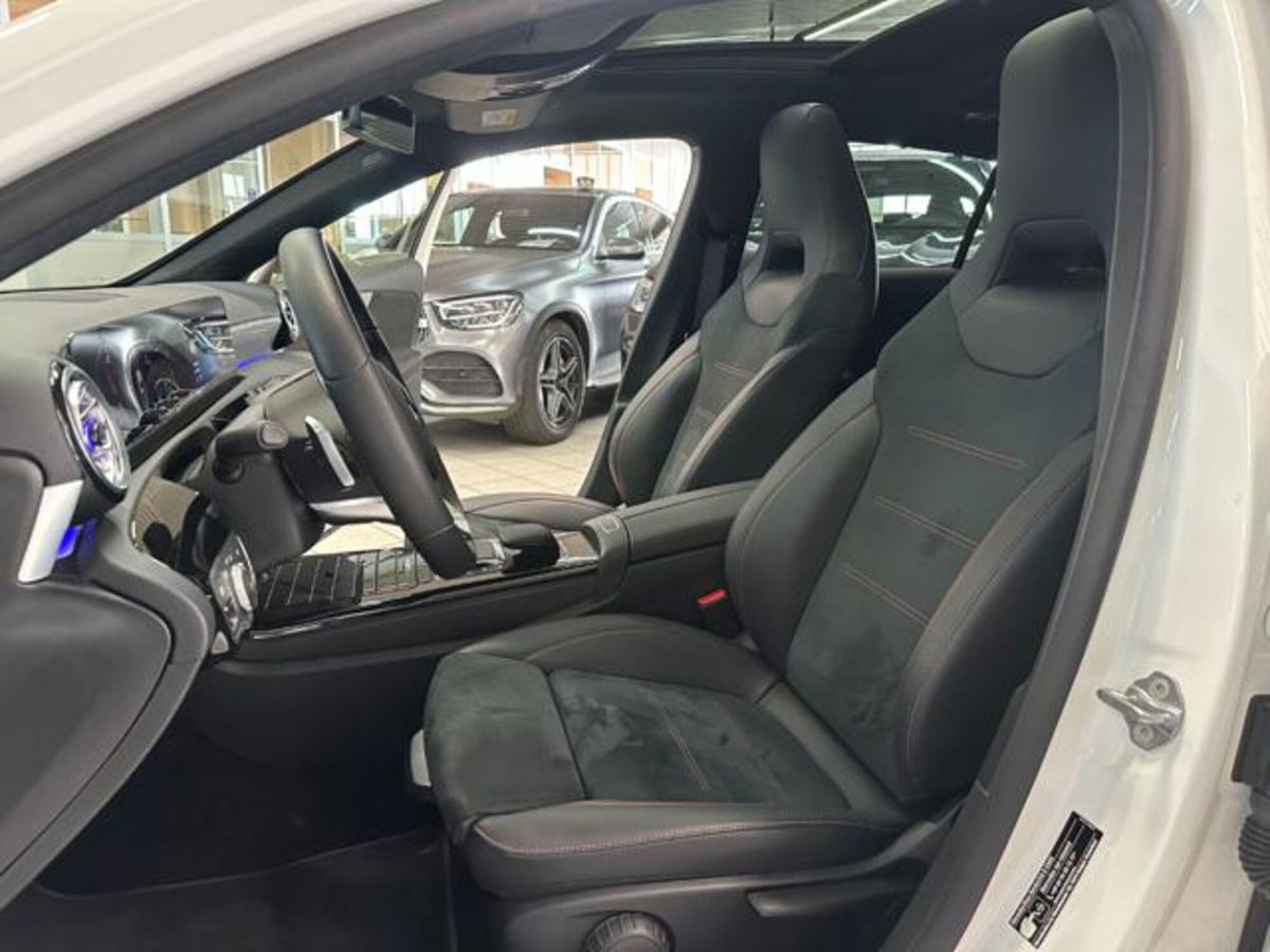 Mercedes-Benz Classe A 250 AMG Line Premium Plus 4matic auto (10)