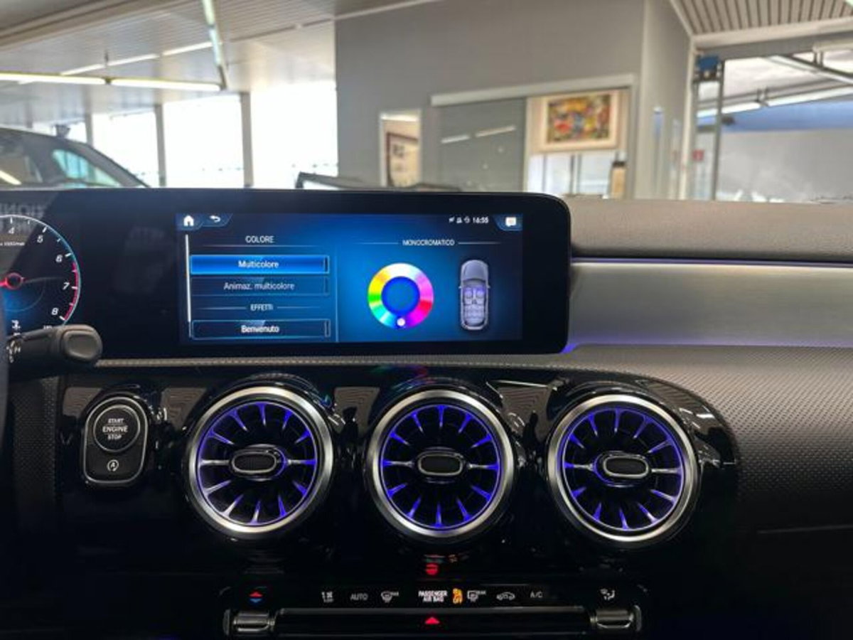 Mercedes-Benz Classe A 250 AMG Line Premium Plus 4matic auto (14)
