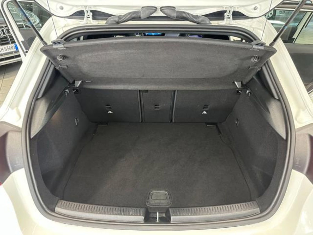 Mercedes-Benz Classe A 250 AMG Line Premium Plus 4matic auto (15)