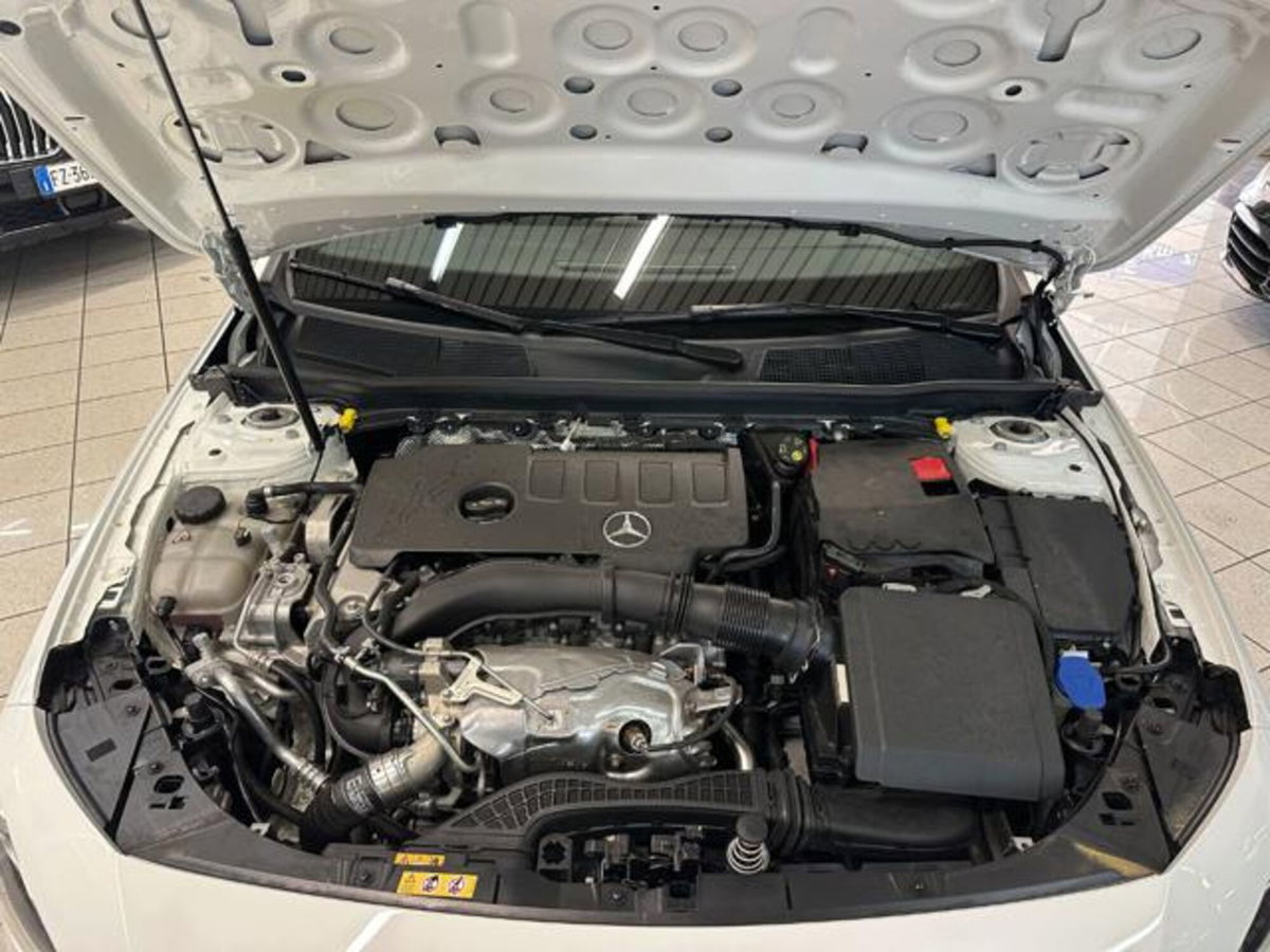 Mercedes-Benz Classe A 250 AMG Line Premium Plus 4matic auto (6)