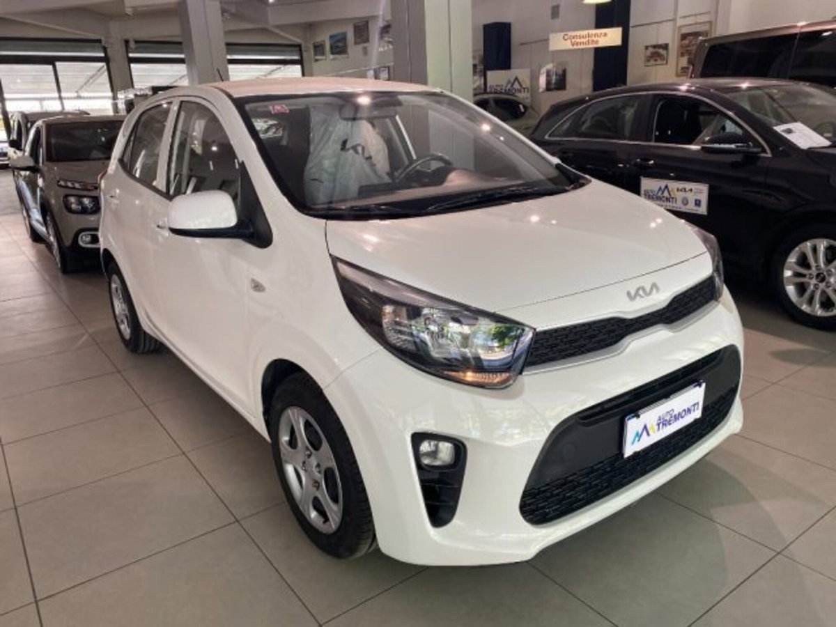 Kia Picanto 1.0 12V 5 porte AMT Urban (2)