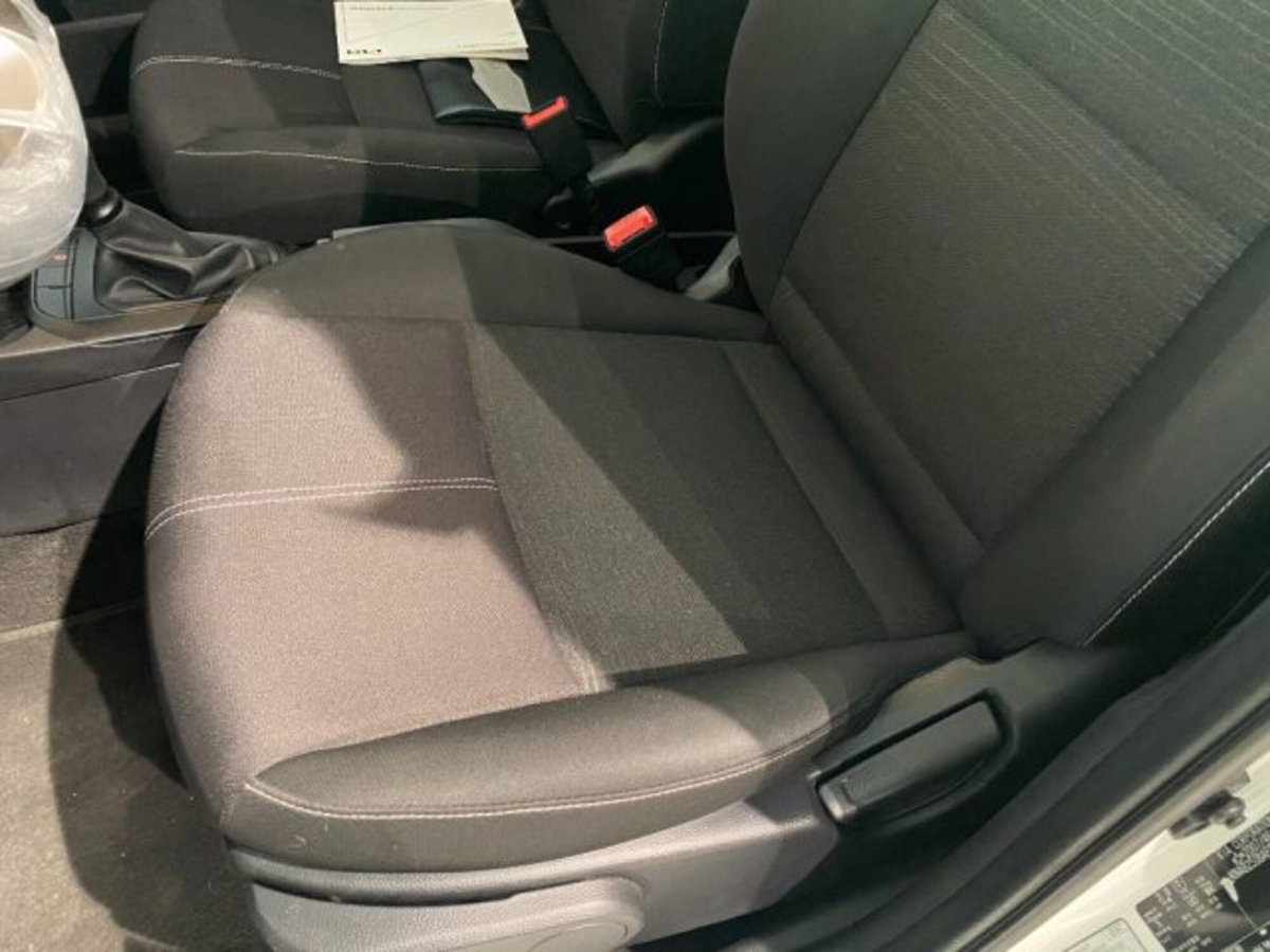 Kia Picanto 1.0 12V 5 porte AMT Urban (9)