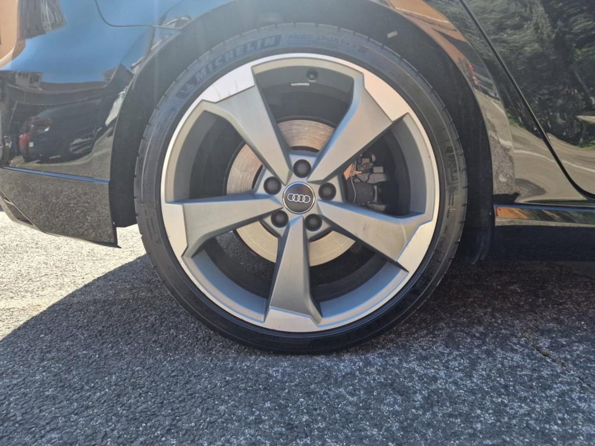 Audi RS 3 Sportback 2.5 tfsi quattro s-tronic (18)