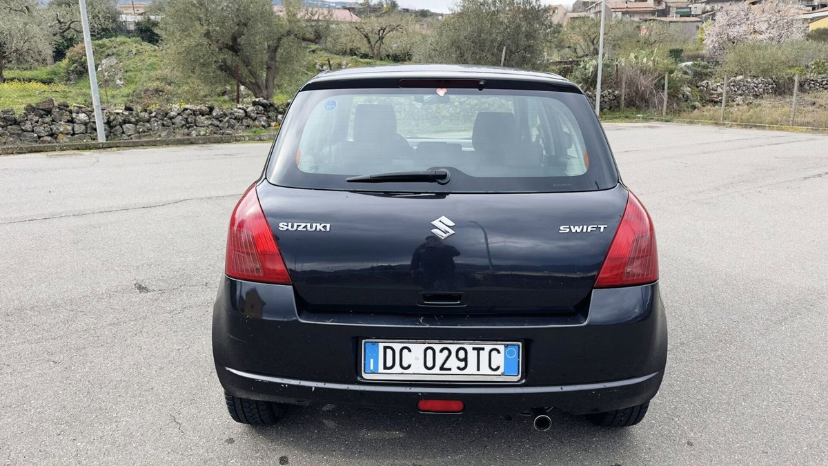 Suzuki Swift 1.3 DDiS 3p. GL (4)