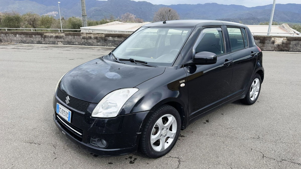 Suzuki Swift 1.3 DDiS 3p. GL (7)