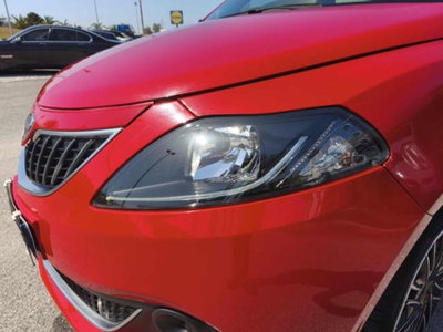 Lancia Ypsilon 1.0 FireFly 5 porte S&S Hybrid Ecochic A. Ferretti (10)