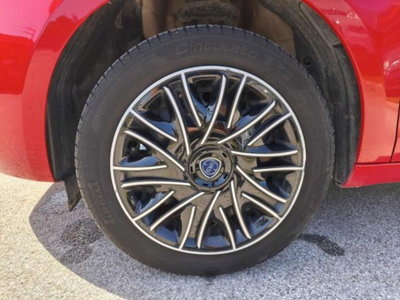 Lancia Ypsilon 1.0 FireFly 5 porte S&S Hybrid Ecochic A. Ferretti (17)