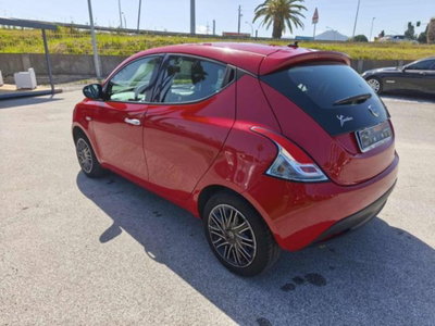 Lancia Ypsilon 1.0 FireFly 5 porte S&S Hybrid Ecochic A. Ferretti (4)