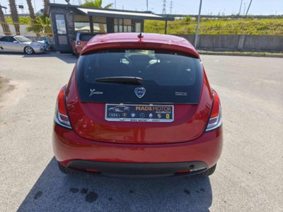 Lancia Ypsilon 1.0 FireFly 5 porte S&S Hybrid Ecochic A. Ferretti (7)