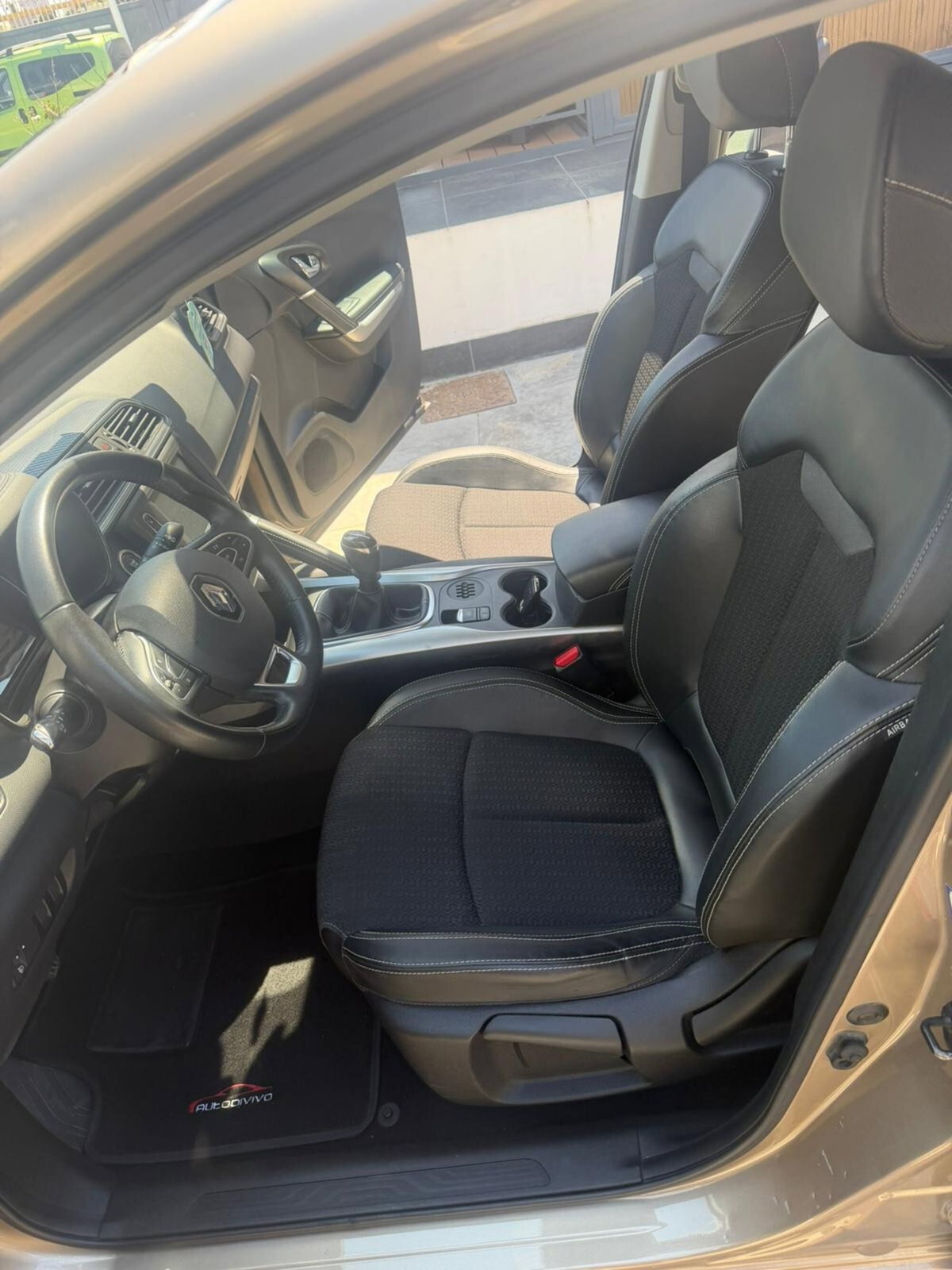 Renault Kadjar 130CV Energy Intens (8)