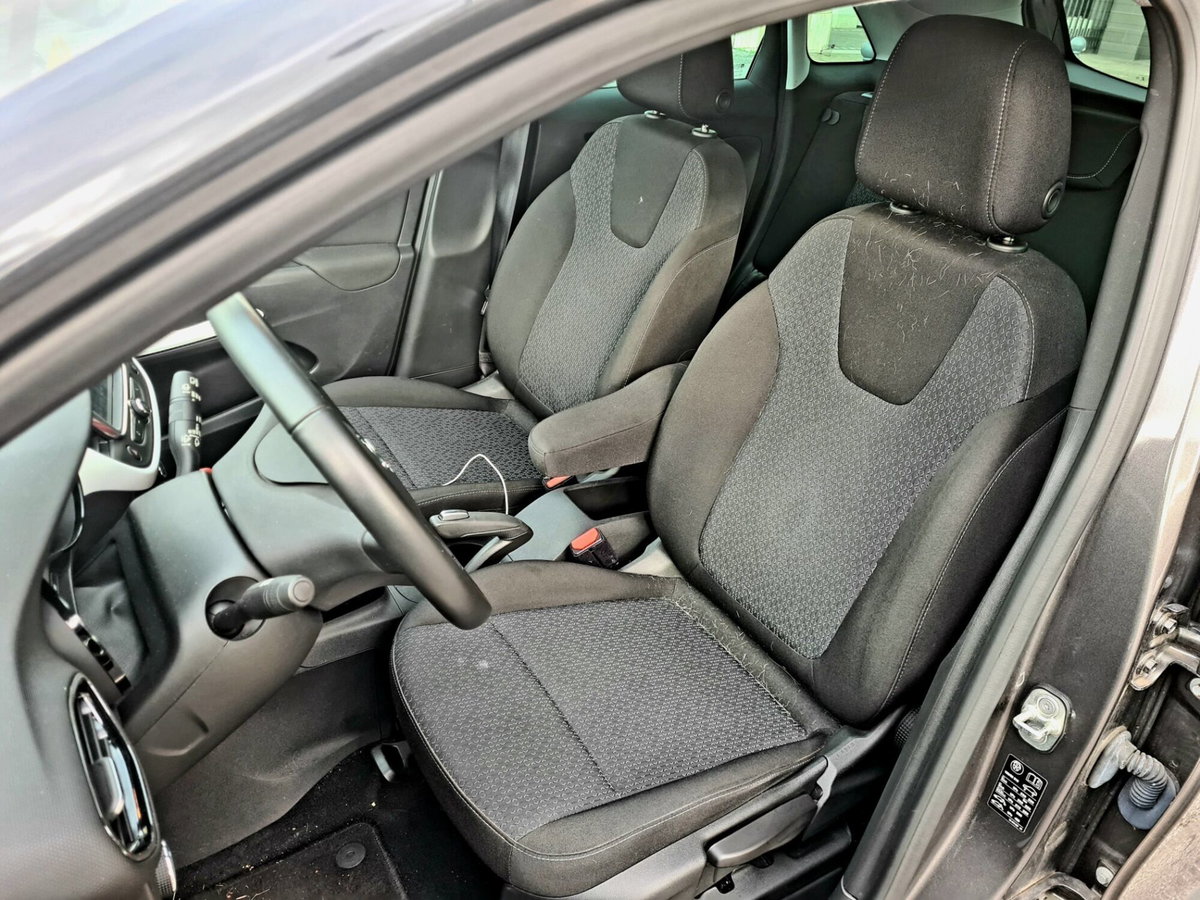 Opel Crossland 1.2 12V Start&Stop Design & Tech (7)