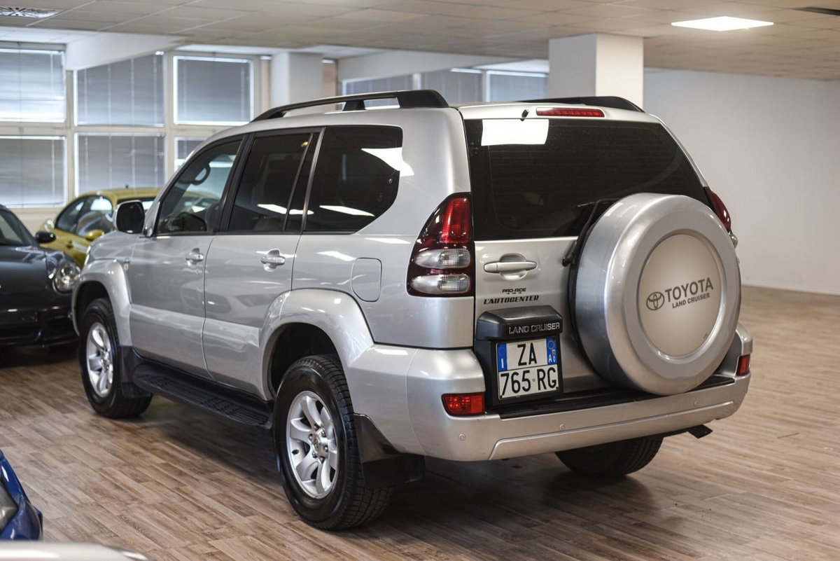 Toyota Land Cruiser D-4D 16V cat 5 porte aut. Sol (2)