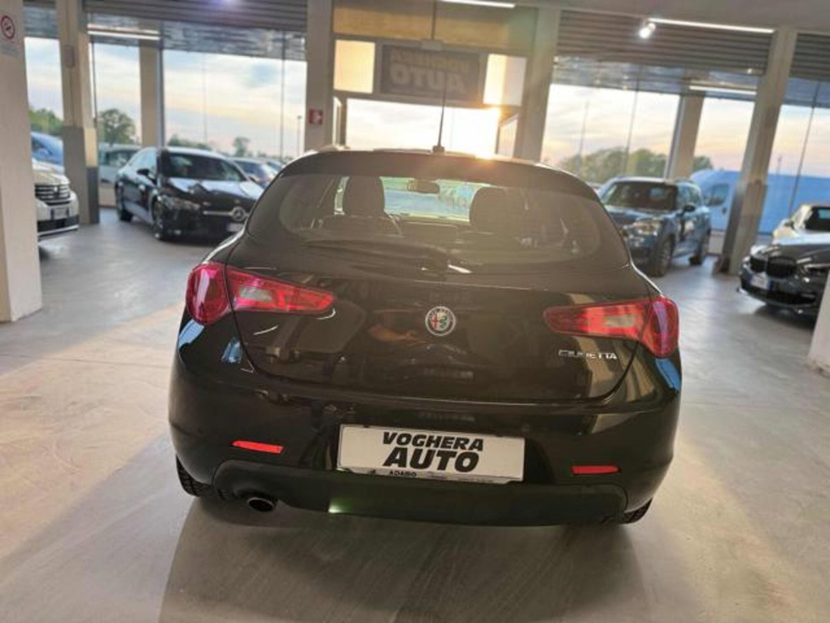 Alfa Romeo Giulietta 1.6 JTDm Super 120cv (4)