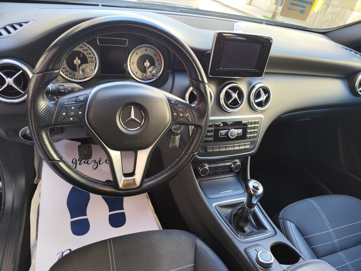 Mercedes-Benz Classe A 180 CDI Sport (14)