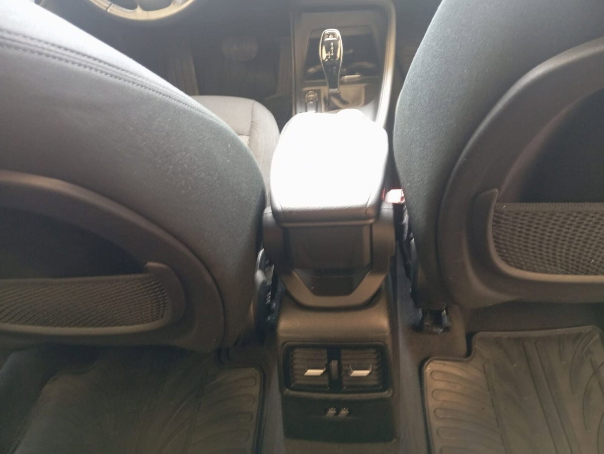 BMW X1 sDrive18d Business (19)