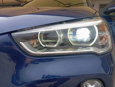 BMW X1 sDrive18d Business (9)