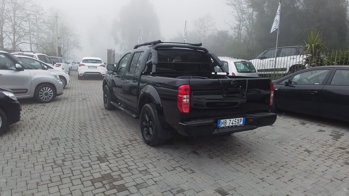 Nissan Navara 2.5 dCi 4 porte Double Cab XE (4)