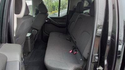 Nissan Navara 2.5 dCi 2 porte King Cab XE (7)