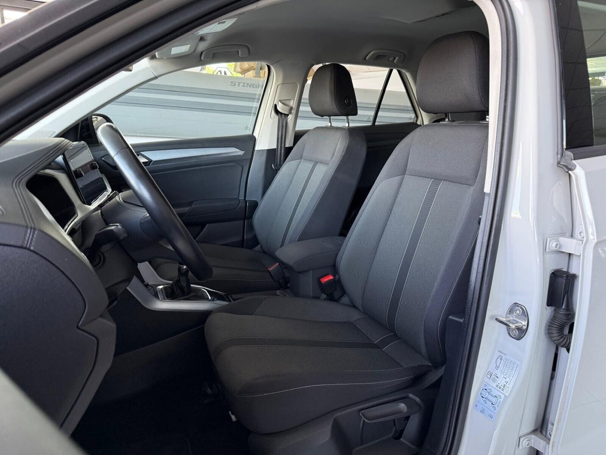 Volkswagen T-Roc 1.0 TSI Life (10)