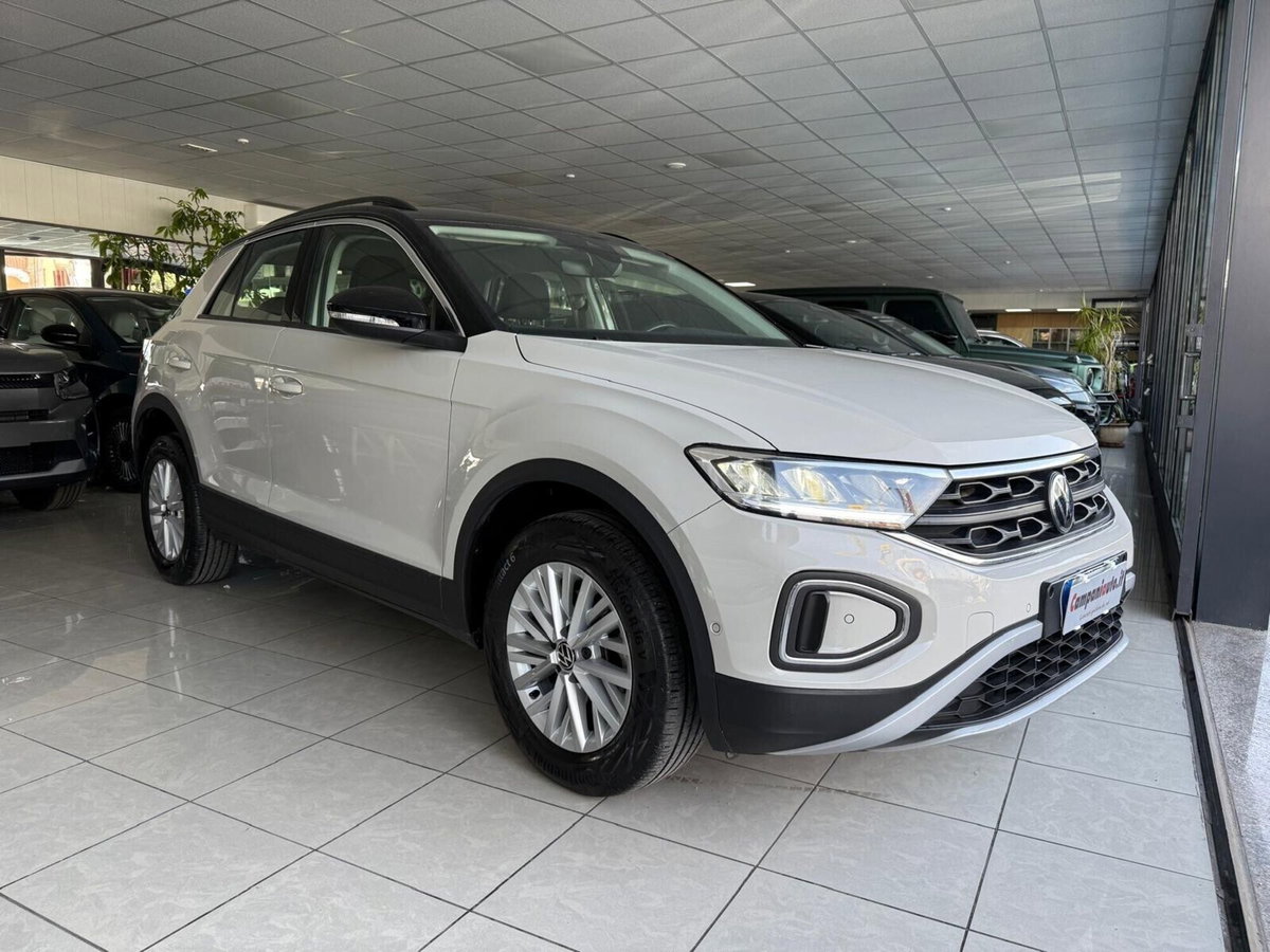 Volkswagen T-Roc 1.0 TSI Life (6)
