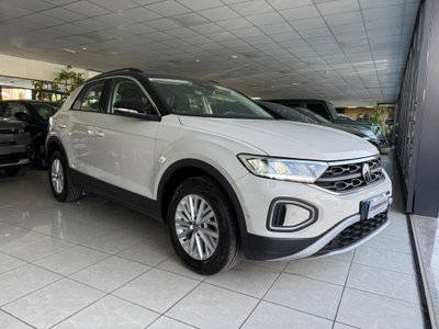 Volkswagen T-Roc 1.0 TSI Life (6)