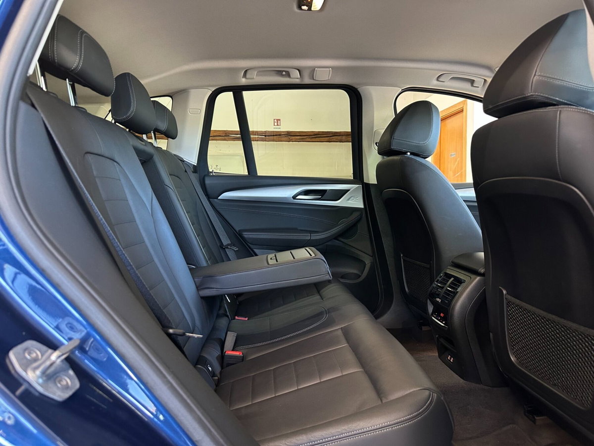 BMW X3 xDrive20d Business Advantage (10)