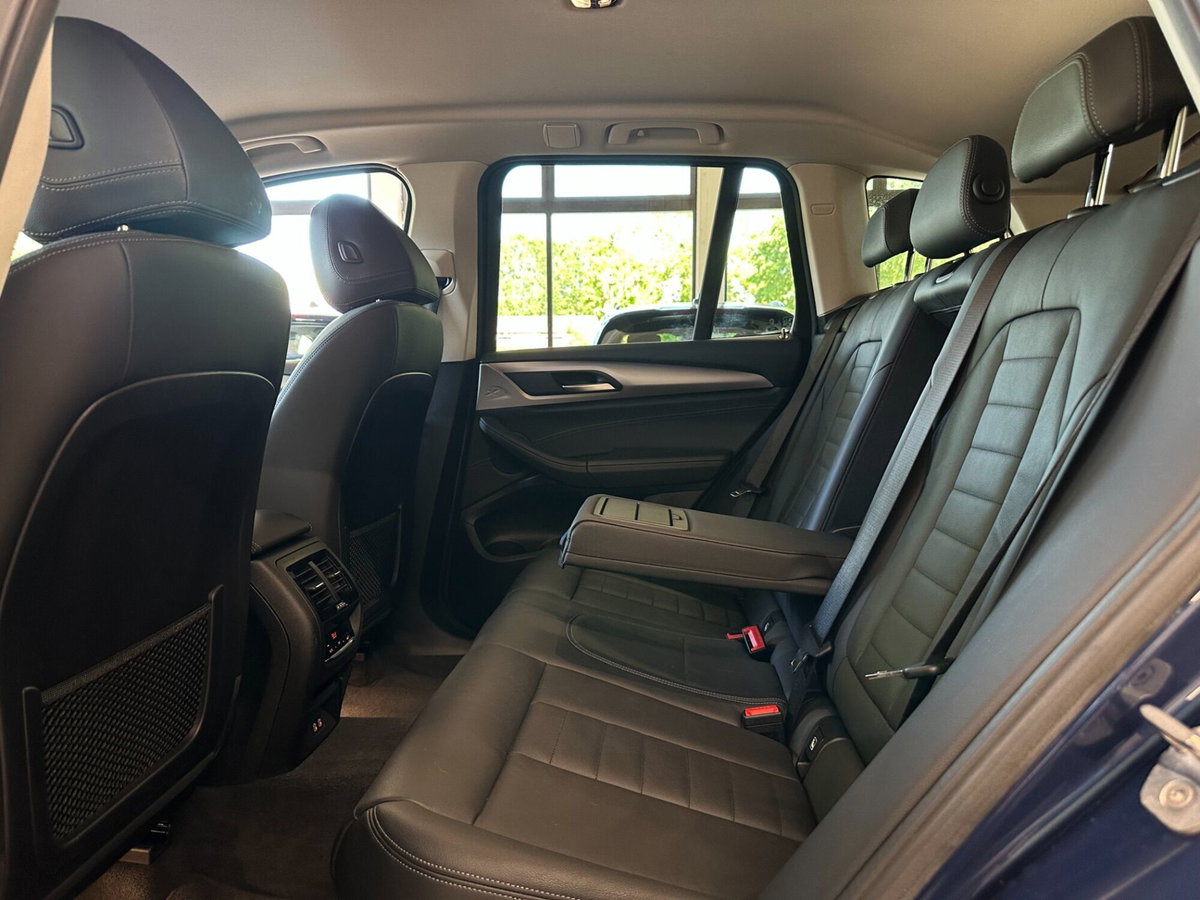 BMW X3 xDrive20d Business Advantage (9)