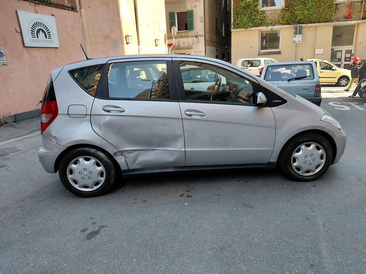 Mercedes-Benz Classe A 160 CDI Elegance (4)