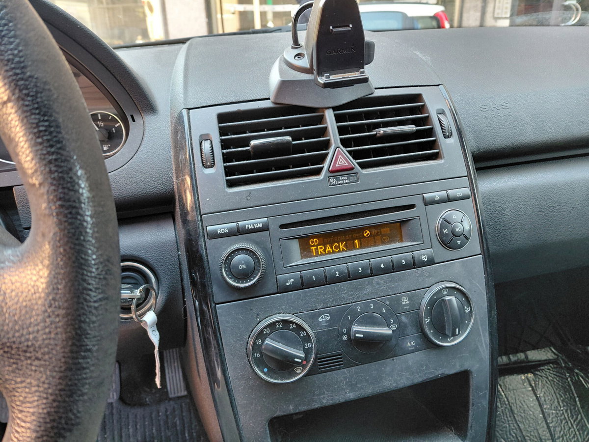 Mercedes-Benz Classe A 160 CDI Elegance (6)