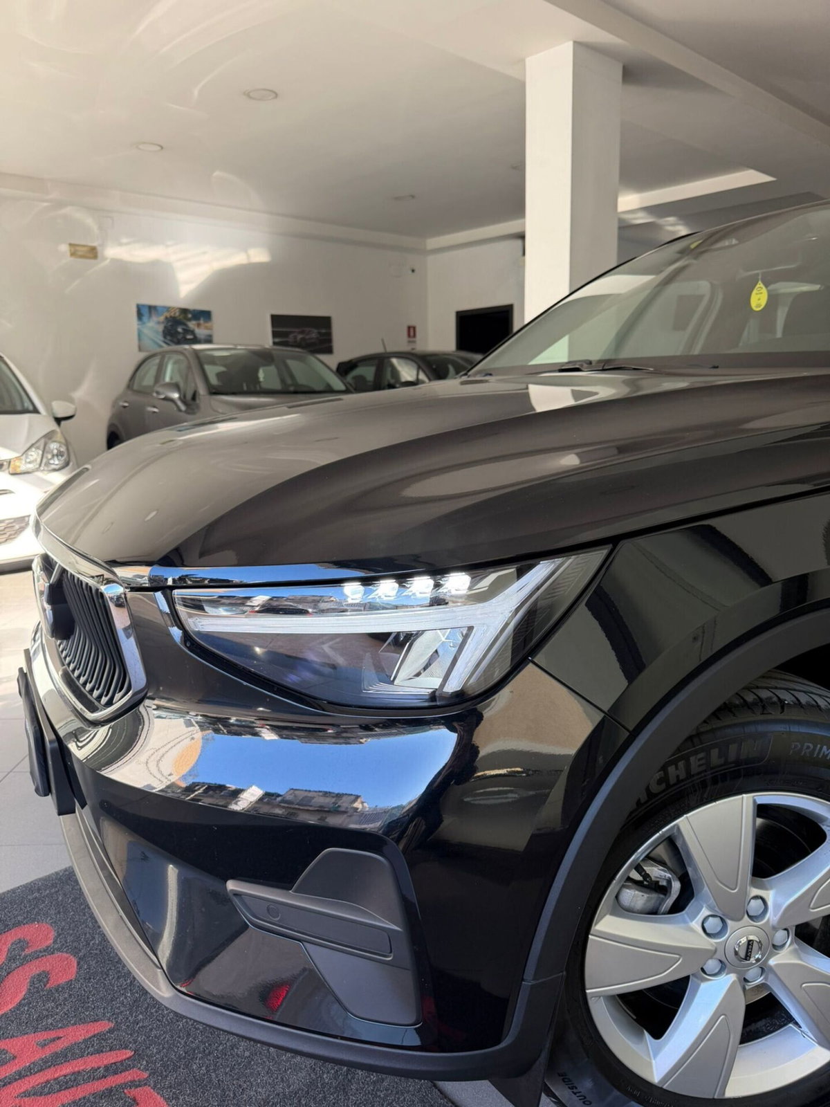Volvo XC40 B3 automatico Core (6)