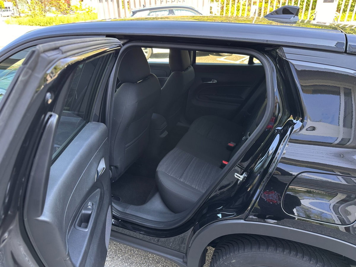 Jeep Avenger 1.2 turbo Summit fwd 100cv (11)