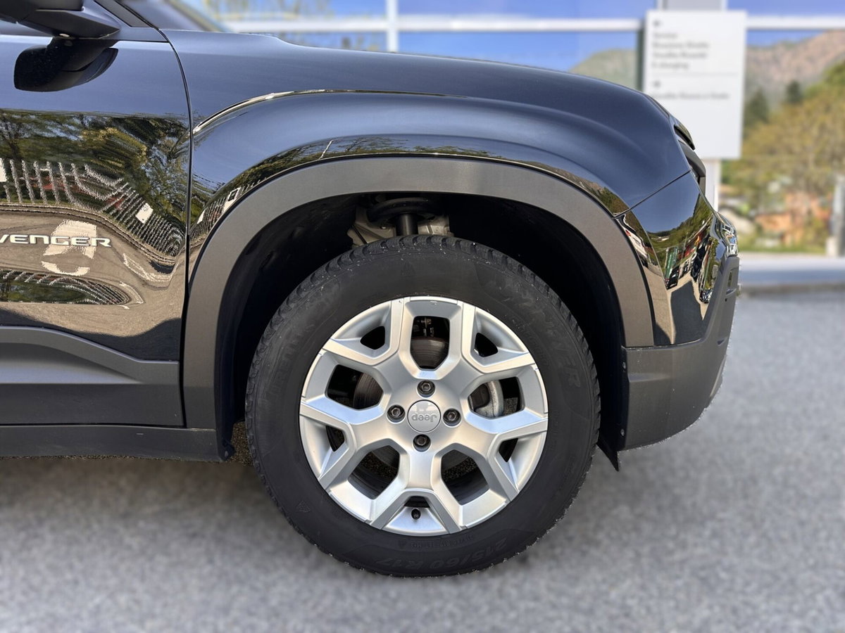 Jeep Avenger 1.2 turbo Summit fwd 100cv (9)