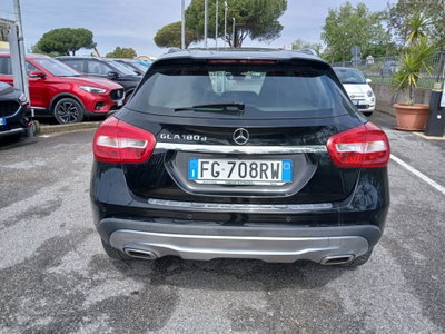 Mercedes-Benz GLA SUV 180 d Premium (6)