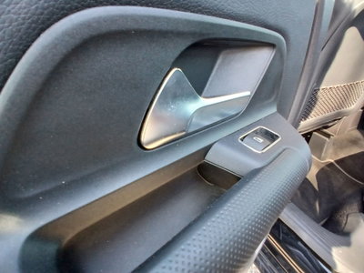 Mercedes-Benz Classe B 180 d Automatic Executive (18)