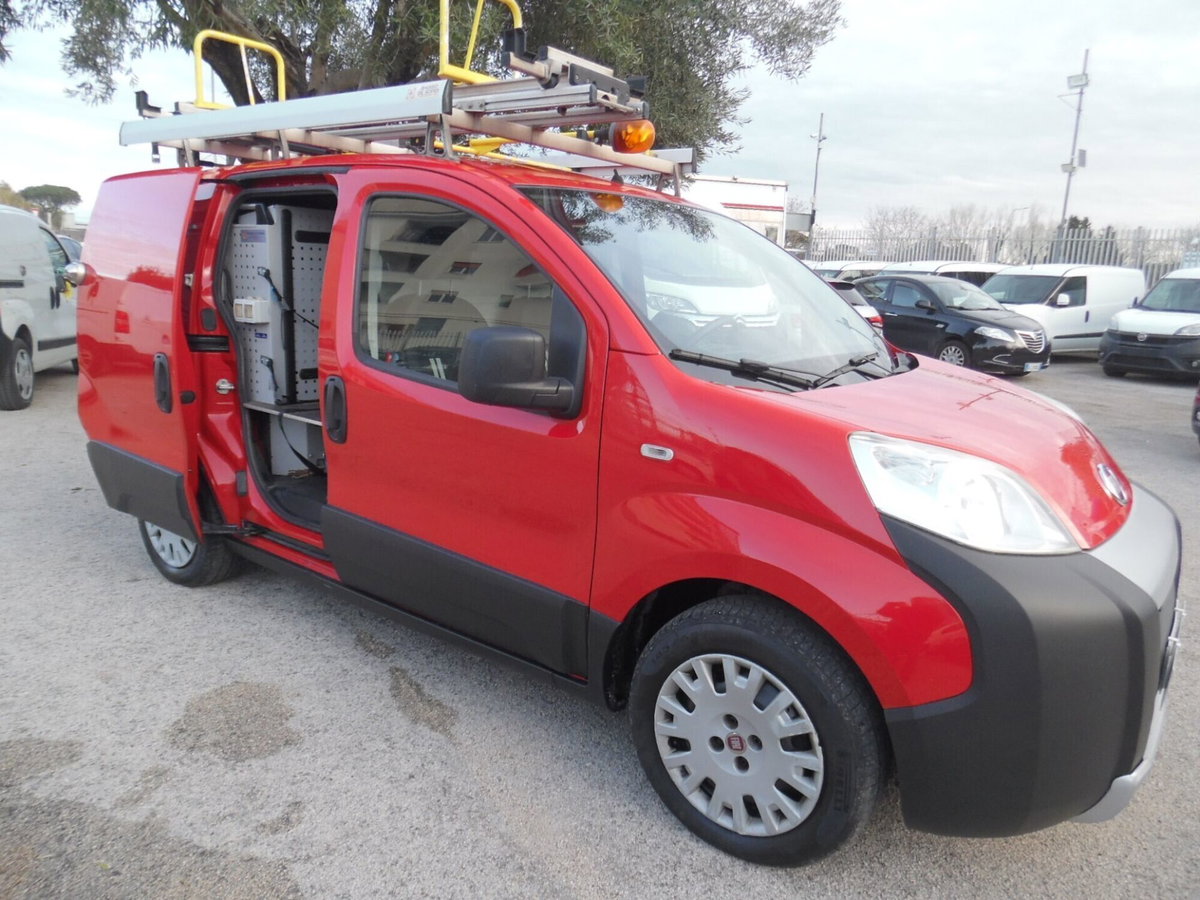 Fiat Fiorino Furgone cargo 1.3 mjt 95cv Adventure (12)